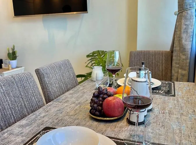 Apartment Sophisticated Oceanview In La Mirada