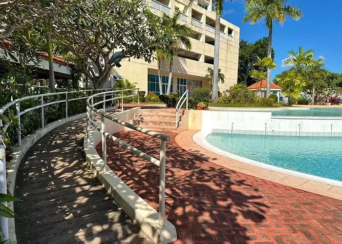 Apartment Sophisticated Oceanview In La Mirada *