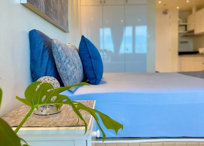 Apartment Sophisticated Oceanview In La Mirada Lapu-Lapu City